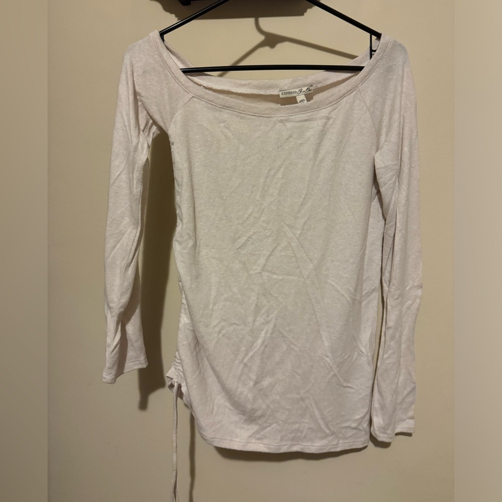 Scoop neck express sweater